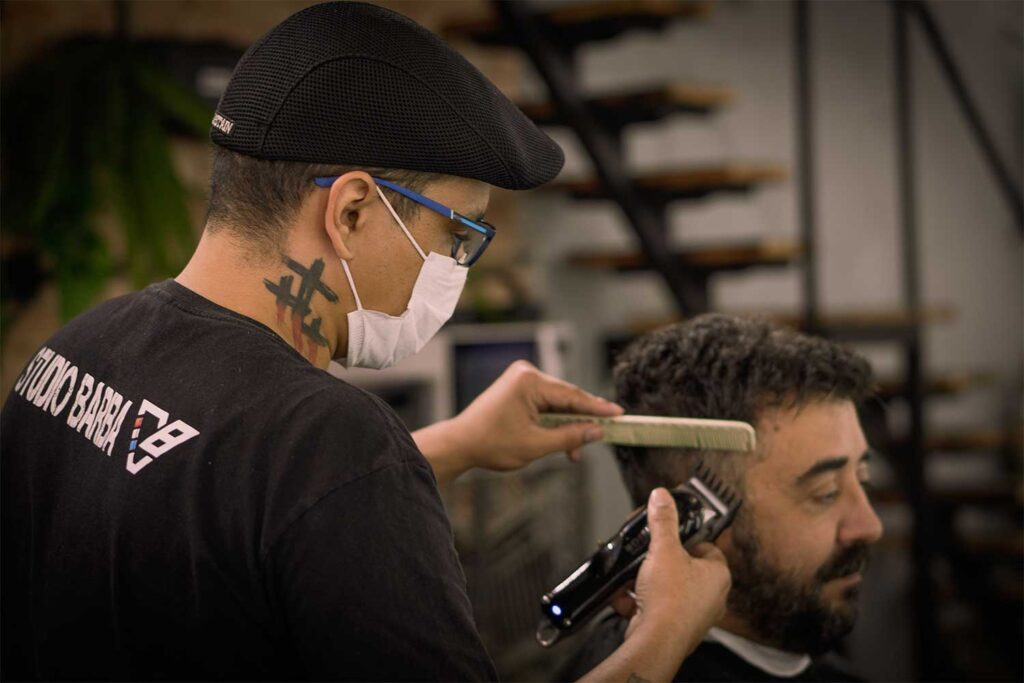 corte-e-barba-no-ipiranga